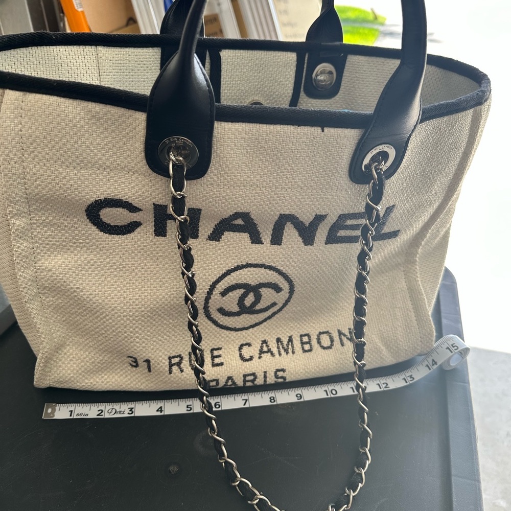 CHANEL Bag Woven Straw Raffia Medium Deauville Tote Black Creme